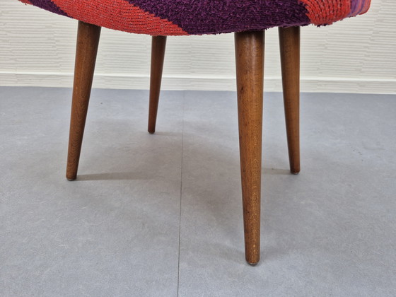 Image 1 of Vintage footstool with graphic print in orange/purple.