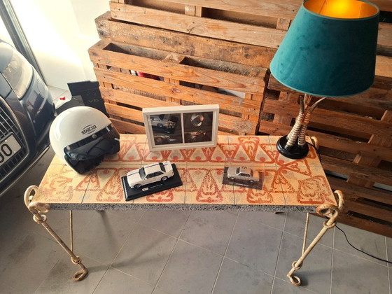 Image 1 of Tavolo consolle antico di metà secolo