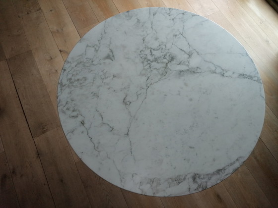 Image 1 of Knoll Saarinen Tulip dining table