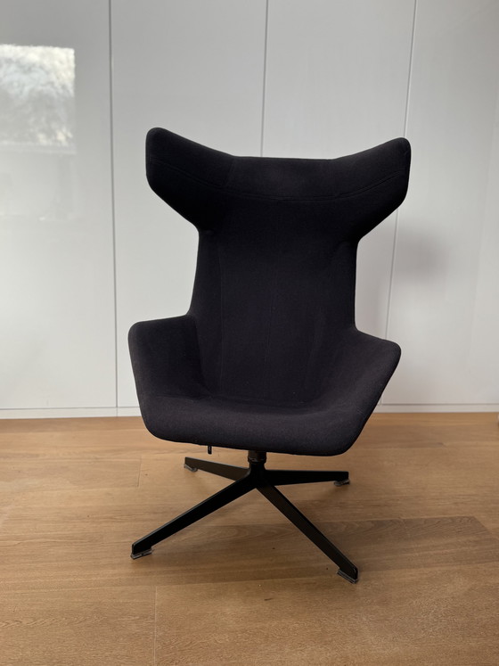 Image 1 of Moroso ‘Take a Line for a Walk’ – Alfredo Häberli – tessuto antracite, reversibile