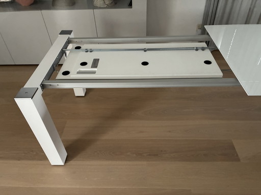 Tavolo da pranzo marca Jori, tipo Dente, 200/310cm