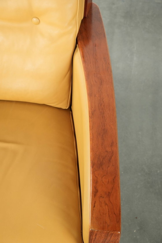Image 1 of In goede staat verkerende luxe Art Deco design fauteuil van Schuitema uit de Decoforma serie, model Frank