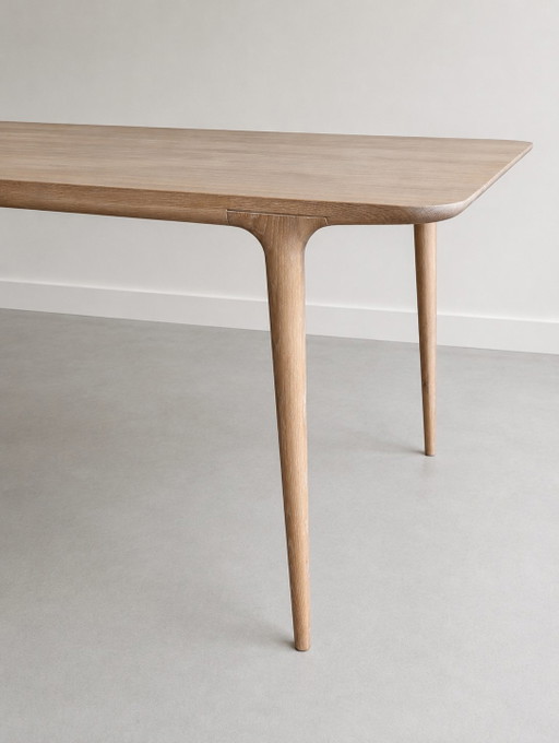 Mesa de comedor Gazzda Fawn de 220 cm | Roble macizo – eettafels, Wood (photo 2 of 12)