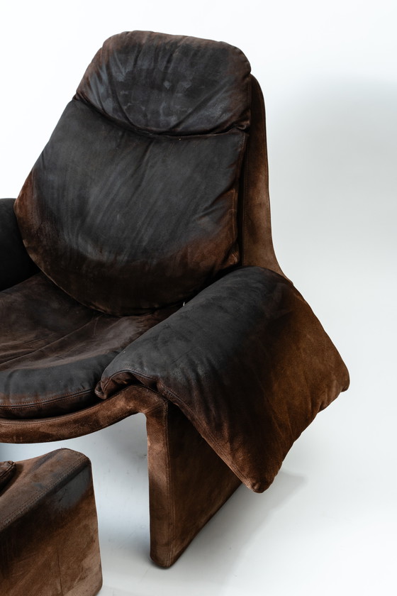 Image 1 of Saporiti Italia P60 armchair with ottoman Vittorio Introini