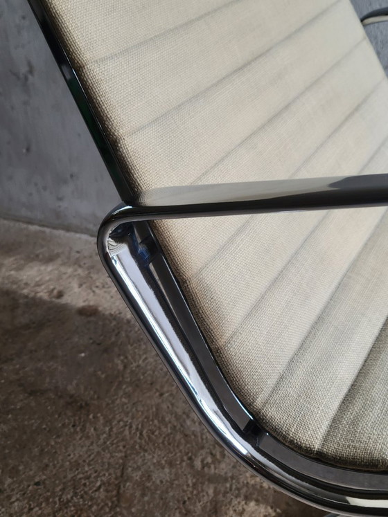 Fauteuil Lounge Vintage Eames EA 115 pour Herman Miller – Buffet bas, Aluminium (photo 6 of 10)