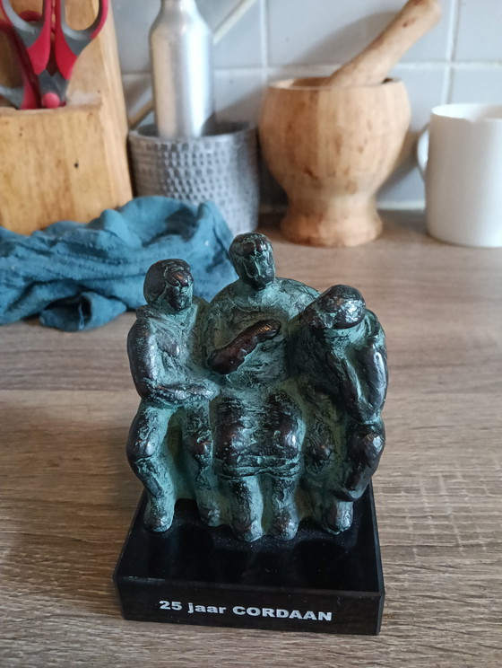 Image 1 of Bronze figurine Karin Beek