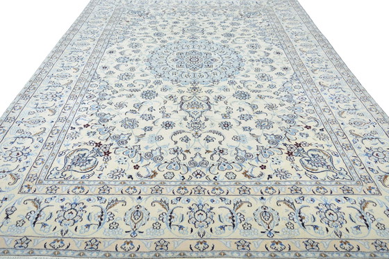 Image 1 of Handgeknoopte Nain 9La met zijde - 348 x 243 cm