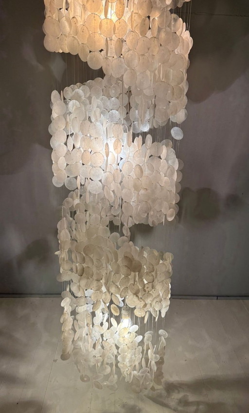 Muschellampe/Perlmutt Deckenlampe der 80er Jahre im Stile von Verner Panton