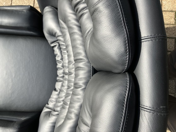 Image 1 of 2x Joe Colombo Elda Stuhl, schwarzes Leder, schwarzes Fiberglas