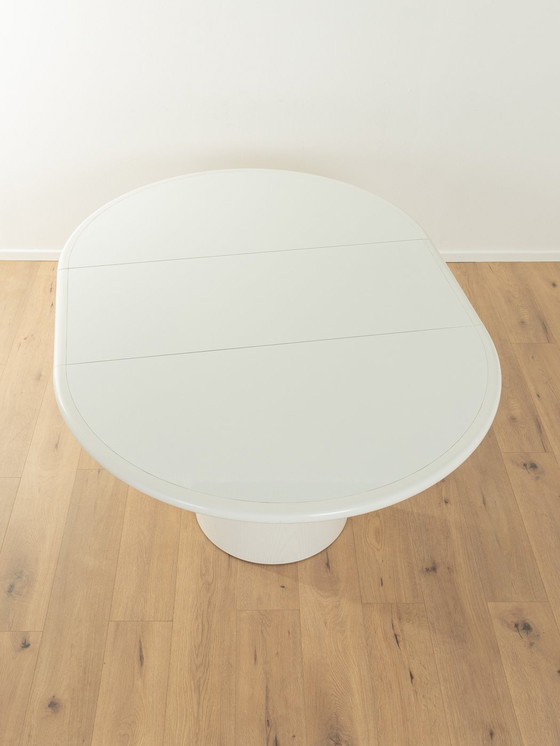 Image 1 of Tavolo da pranzo rotondo estensibile postmoderno