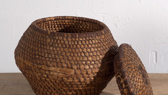 Antique basket with lid (c.1920) #3 – Decorative Objects, Wicker, Rustic (photo 3 of 10)