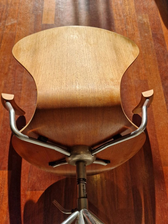 Image 1 of Sedia da scrivania girevole Early Edition modello 3217 di Arne Jacobsen per Fritz Hansen