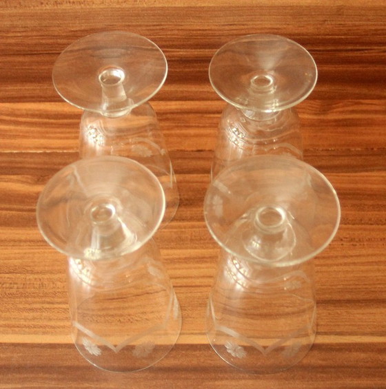 Image 1 of 4 Antike Kelchgläser Fußgläser mit Gravur Handarbeit ca. 1900