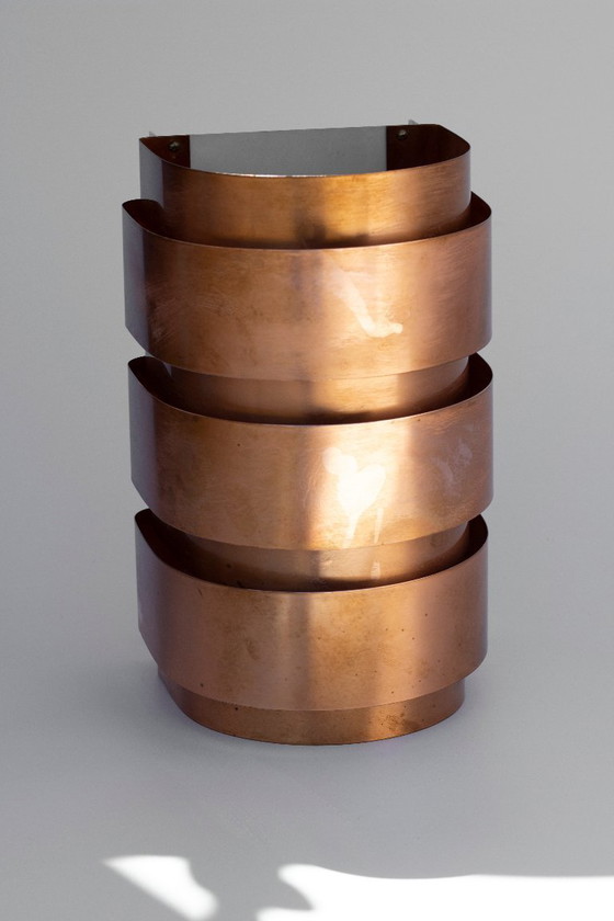 Image 1 of Hans-Agne Jakobsson Wandleuchte aus Kupfer, Modell V155 – Schweden, 1960er Jahre