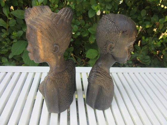 Image 1 of Statuette africane in legno intagliato, maschili e femminili, vintage