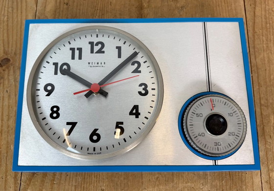 Horloge murale de cuisine vintage est-allemande de Weimar, années 1970 – Pendules, Glass, Plastic (photo 9 of 18)