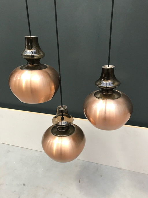 Touch Fuchsia pendant lamps