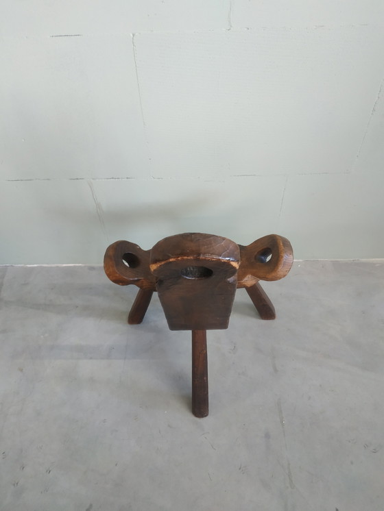 Image 1 of Brutalist Spaanse driepoot Kruk/Stoel