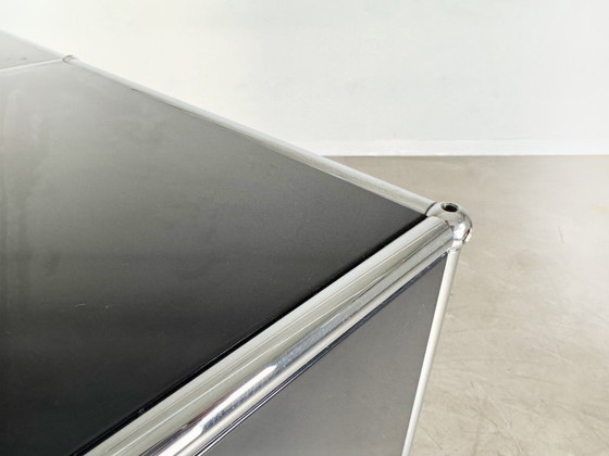 Image 1 of Credenza originale USM Haller 2x3 con cassetti e ripiano, colore nero.
