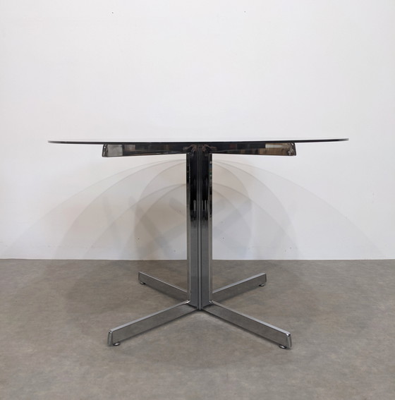 Image 1 of Round Table from the 70s - Smoked Glass