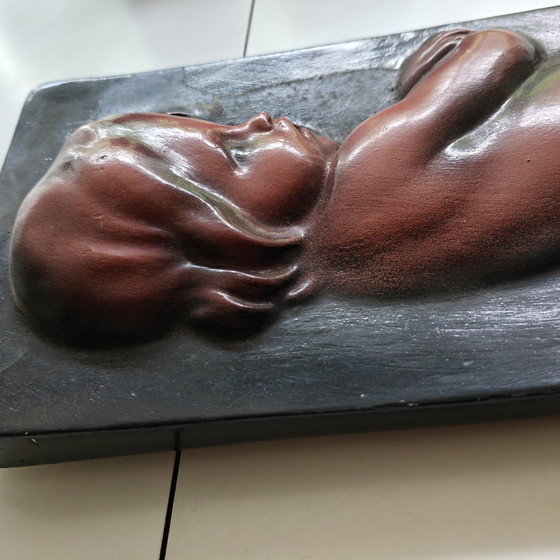 Image 1 of Scultura murale surreale vintage | Cherubino inquietante | Arte outsider | Arredamento gotico