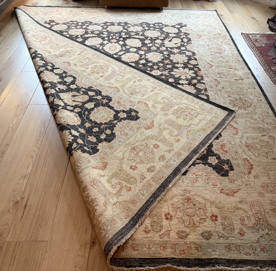 Image 1 of Grande tappeto annodato a mano in un tranquillo stile Ziegler