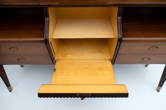 Image 1 of Buffet italien moderne du milieu du siècle avec meuble bar Osvaldo Borsani, années 1950