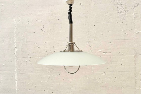 Image 1 of Suspension avec abat-jour en verre opale et suspension réglable en hauteur, années 1970