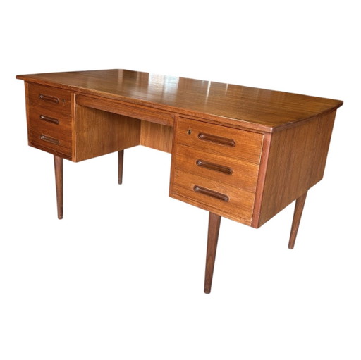Skandinavischer Teak-Schreibtisch