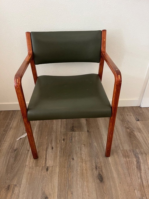 8 chairs in good condition Wilkhahn