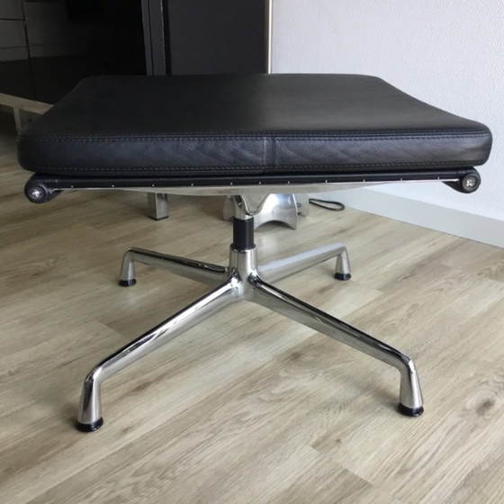 Vitra EA222 y 223 – Sillas giratorias, Cuero (photo 7 of 8)