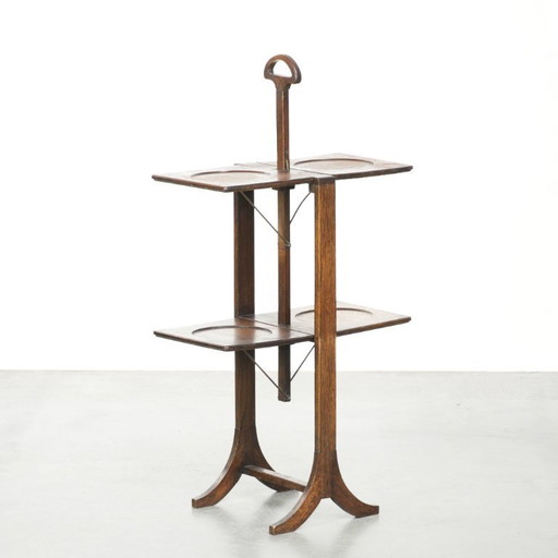 Schöner englischer Beistelltisch/Kuchenständer aus Eiche aus dem späten 19./frühen 20. Jahrhundert