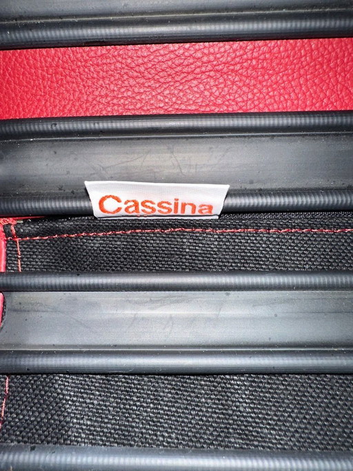 Chaise longue Cassina LC4 original – Vintage (50 años) con tapicería de cuero rojo como nueva.