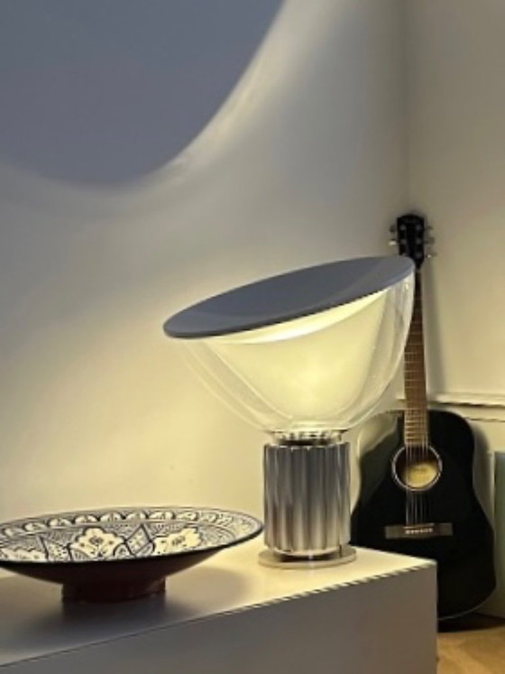 Flos Taccia Lamp, Castiglioni – Table lamps, Metal, Plastic (photo 3 of 7)