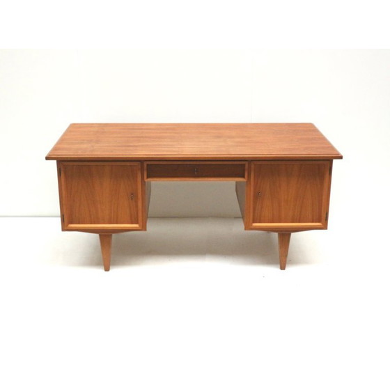 Image 1 of Scrivania vintage / scrivania direzionale con ante e cassetti degli anni '60