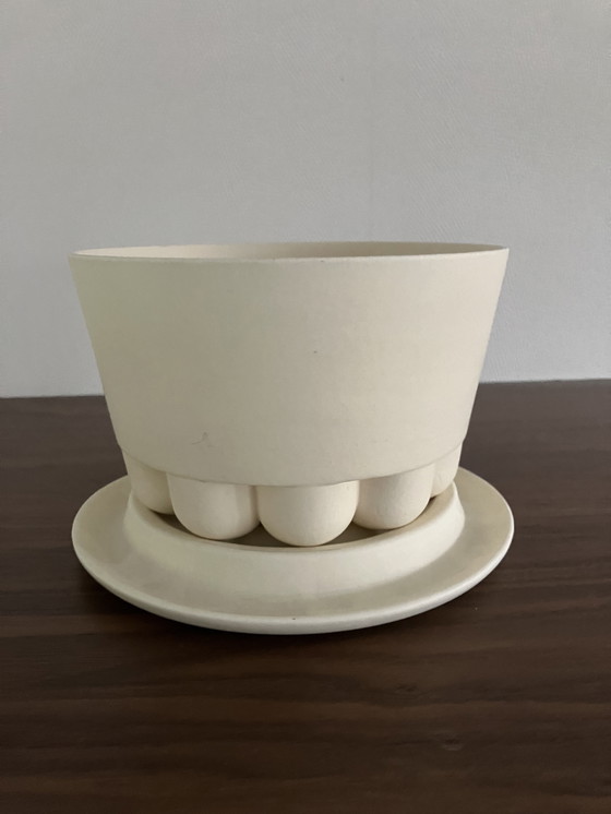 Image 1 of Modernly designed fruit test by Jeanine Keizer