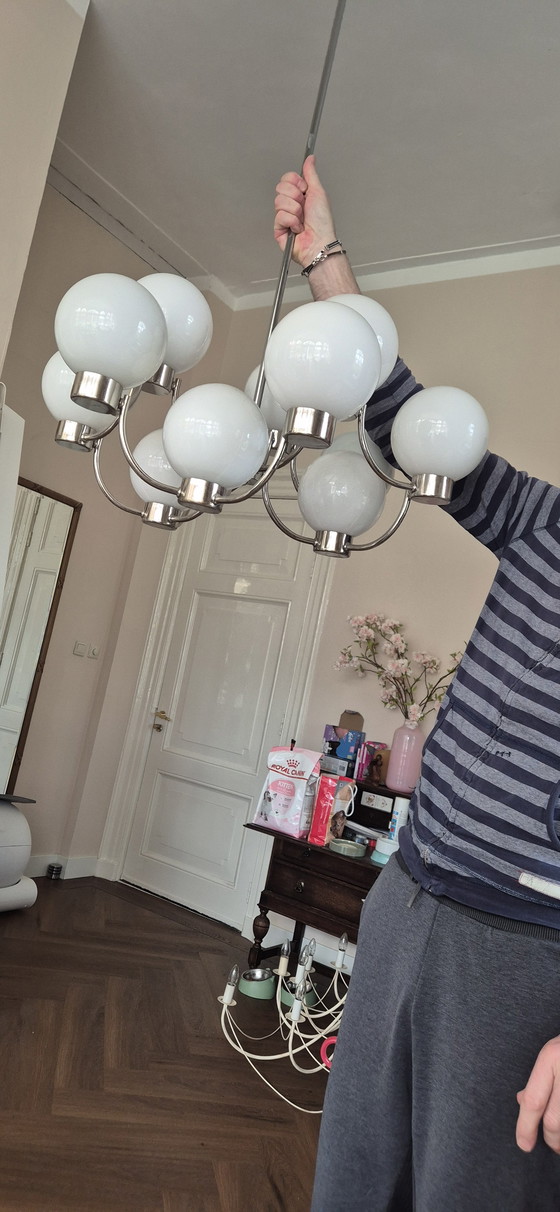 Image 1 of Wunderschöner Kronleuchter aus Glaskugeln und Chrom