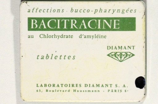 Scatola medica antica in metallo per compresse di bacitracina, Diamant Laboratories S.A., 6x5 cm – decoratieve objecten