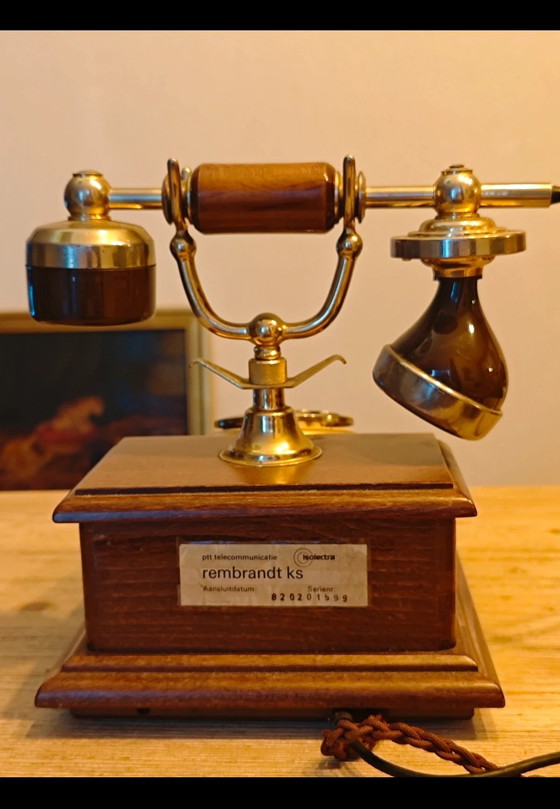 Image 1 of Téléphone Rembrandt 