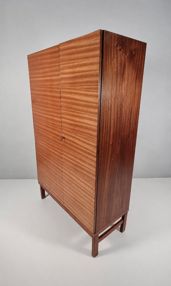 Image 1 of Vintage kledingkast in beukenhout, jaren 70