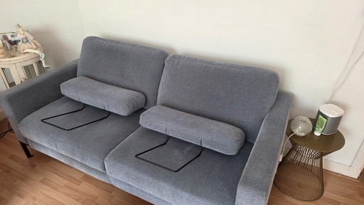 Attraktives 2-Sitzer-Sofa, neuwertig