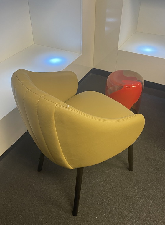 Image 1 of 2 Leolux Baani Stühle mit Armlehnen