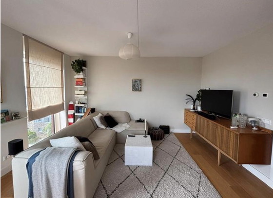 Image 1 of Banco de Güeldres 6905 Scholten y Baijings