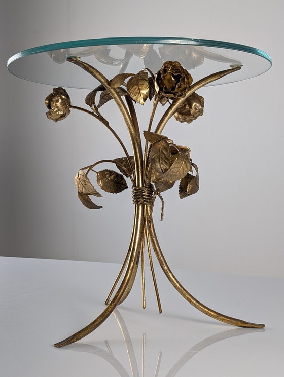 Mid-Century vergoldeter Metall Blumen Rosen Beistelltisch 1970er – Beistelltische, Glass (photo 11 of 18)