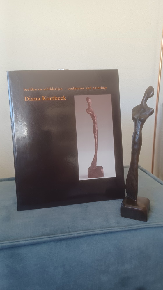 Image 1 of Bronze artwork "Universe" Diana Kortbeek + book 
