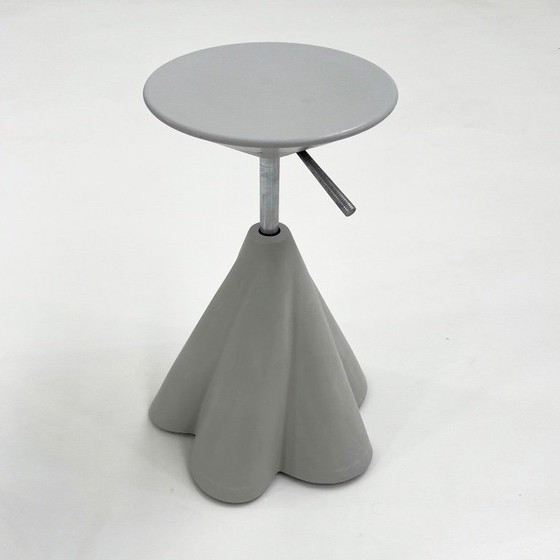 Sgabello girevole di Philippe Starck per Presence Paris/L’Oréal, anni '80 – Sgabelli, Metal, Plastic (photo 5 of 10)