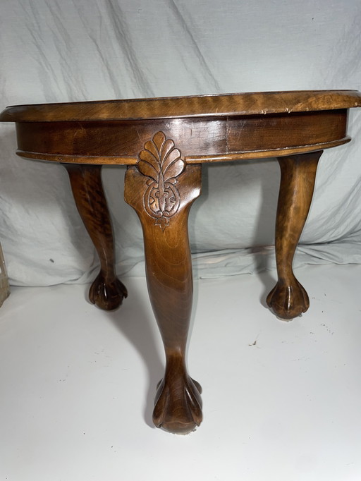 C'est à la griffe que l'on reconnaît le lion