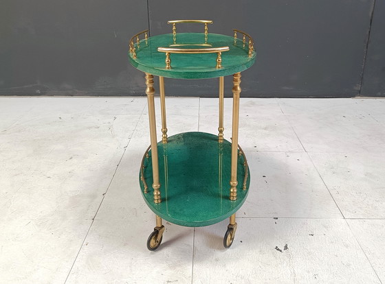 Image 1 of Carrello bar e portabottiglie in pelle di capra laccata italiana a forma di cigno di Aldo Tura, anni '60