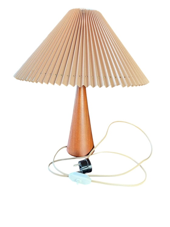NK - Nordiska Kompaniet's Mid-Century Table Lamp with Teak Base and Pleated Plastic Shade from the 1960s. (photo 2 of 8)