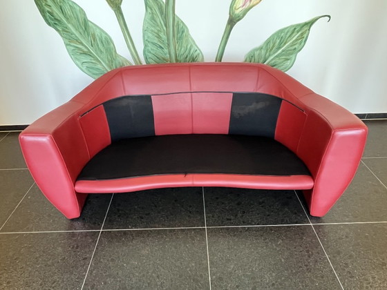 Stijlvole Leolux Vinja 2-zits designbank in koraalrood leer – 2 zitsbanken, Leather (photo 8 of 10)